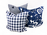 14" x 26" Lumbar Cover in Bold Floral