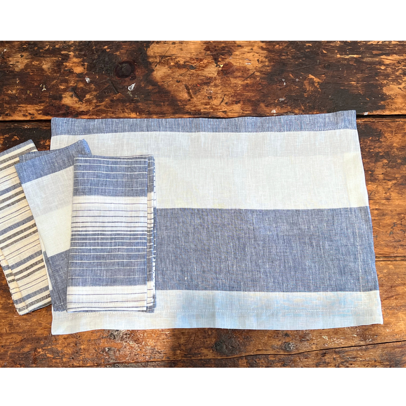 Placemat in Harbour Island Blue Linen