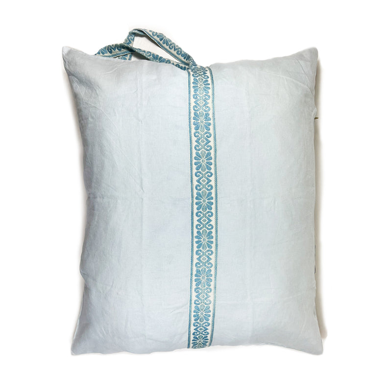 Mini Cover in Light Blue with Vintage Trim