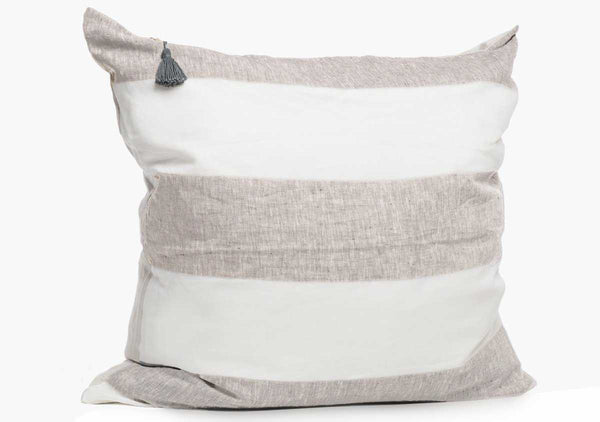 Throw Pillows in Harbour Island Oatmeal