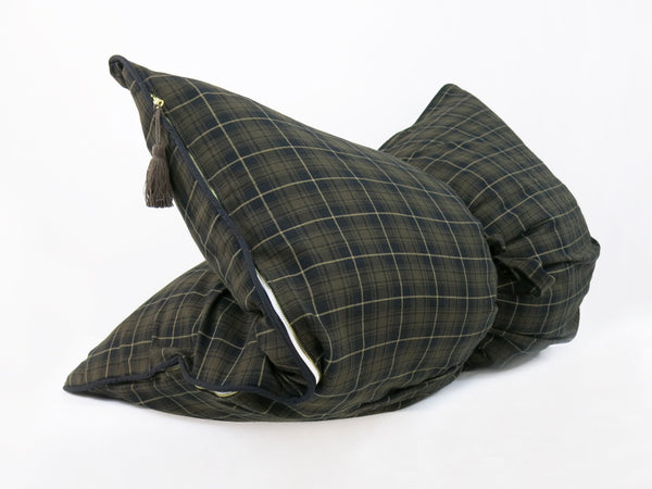 Plaid Flannel Mini Throwbed In Brown & Black | hedgehouseusa
