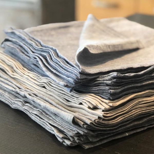 Napkin in Yarn-Dyed Solid Charcoal