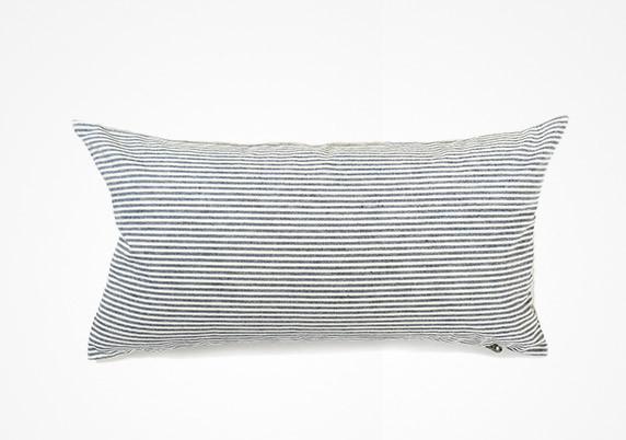 Lumbar Pillow in Toulouse